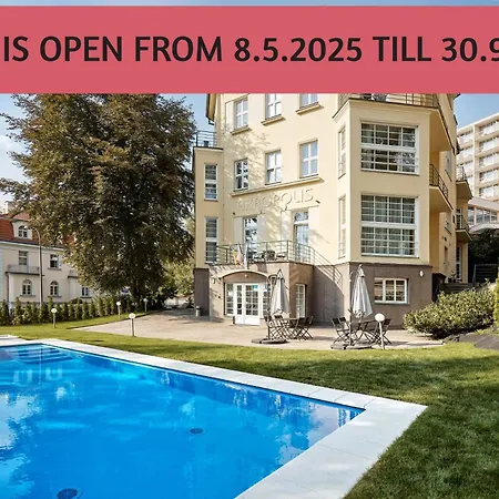 Akropolis Aparthotel 4*
