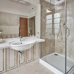 Aparthotel Akropolis Karlsbad