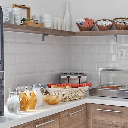 Akropolis 4* Karlovy Vary