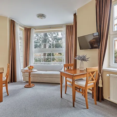 Apart Otel Akropolis Karlovy Vary