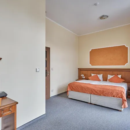 Hotel apartamentowy Akropolis