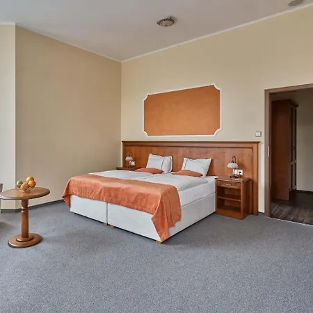 Akropolis Hotel apartamentowy
